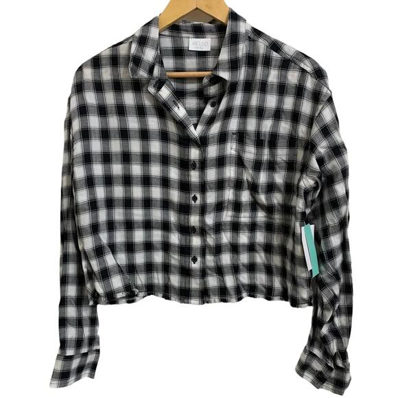 Abound Tops - ABOUND Black White Dobby Plaid Small Raw Fringe Hem Crop Top Sz Small destroyed